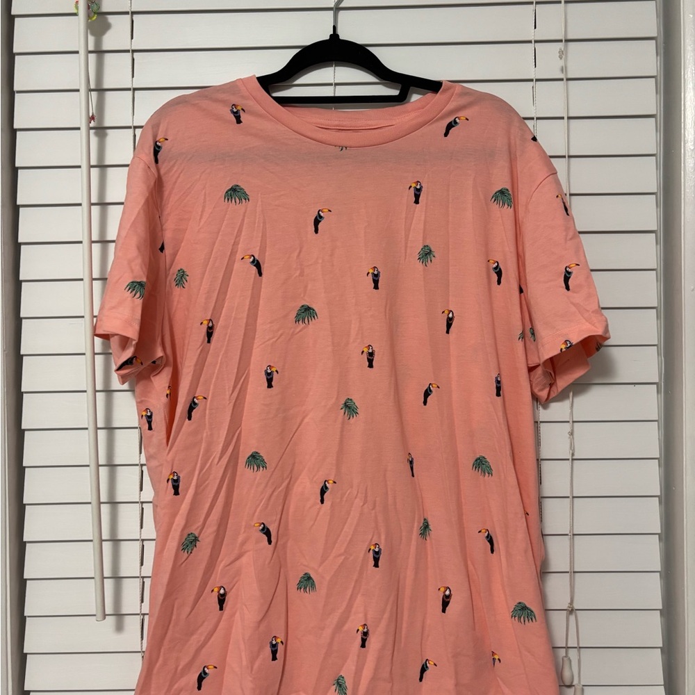 Aeropostale Coral Tee with Toucan Design